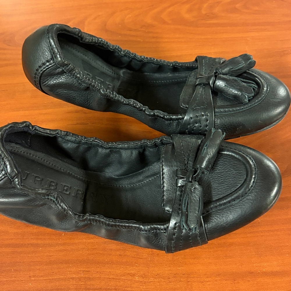 Burberry Black Leather Flats with Tassel Detail